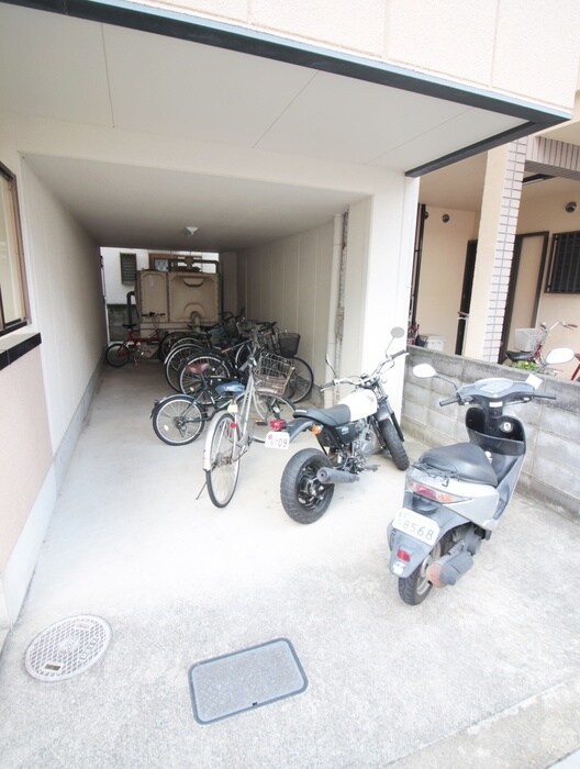 グロリアハイツの物件外観写真