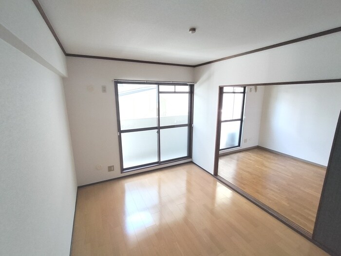 LAPISの物件内観写真