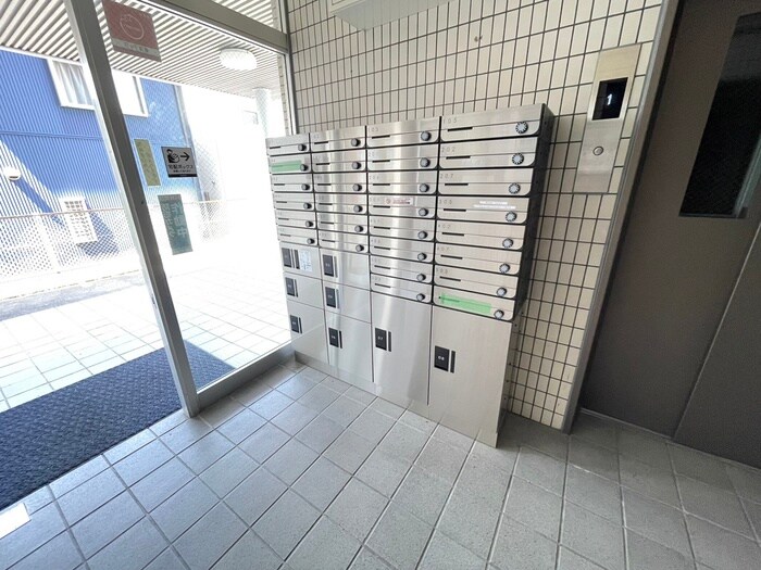 壱番館の物件外観写真