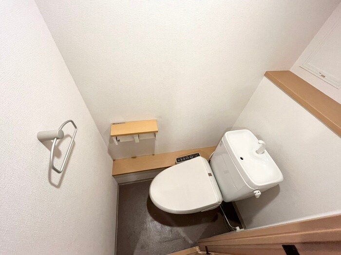 フォレステ－ジュ江坂垂水町の物件内観写真