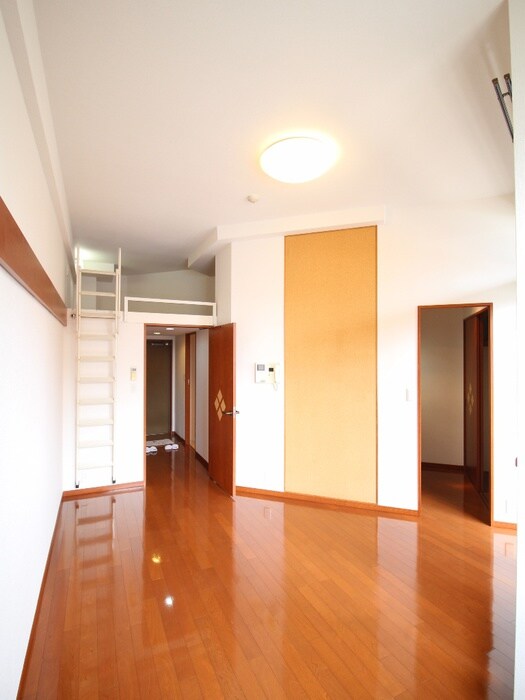 フォレステ－ジュ江坂垂水町の物件内観写真