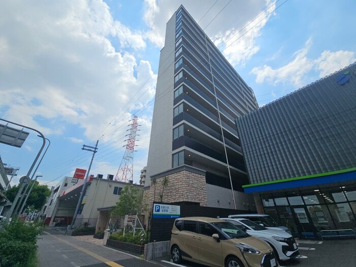 プレジオ荒本新町の物件外観写真