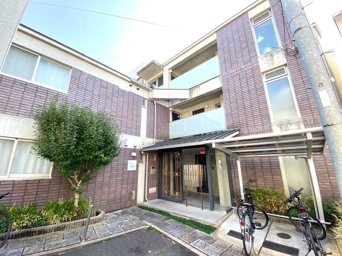 ウエストコ－ト北白川の物件外観写真