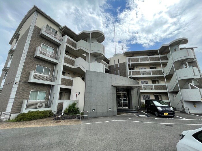 フレンドヒルの物件外観写真