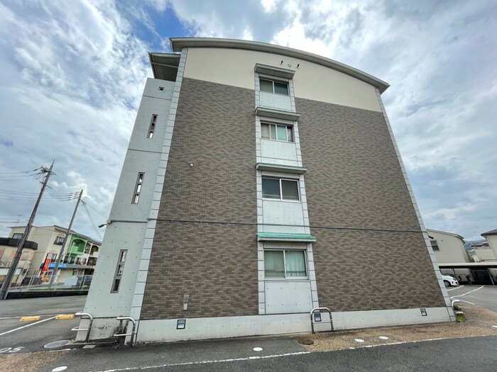 フレンドヒルの物件外観写真