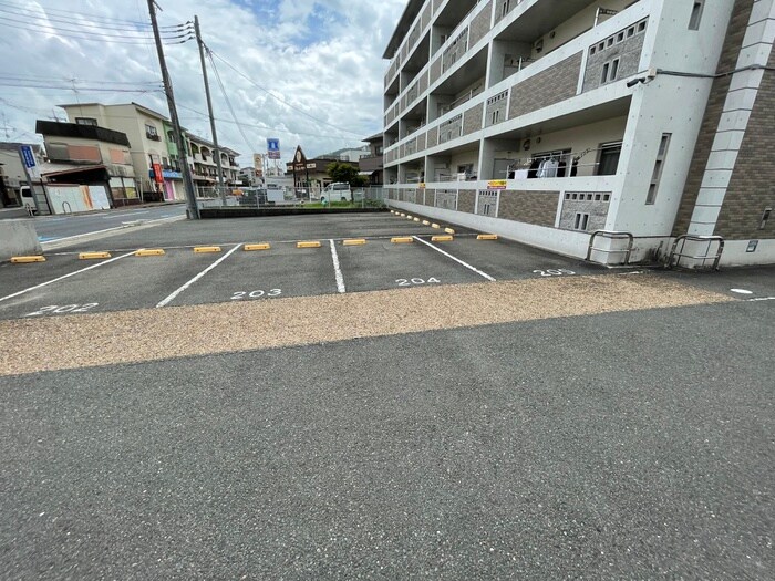 フレンドヒルの物件外観写真