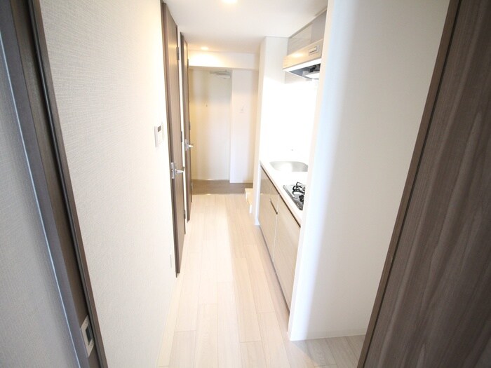 ﾌｧｰｽﾄﾌｨｵｰﾚ京都西京極（102）の物件内観写真