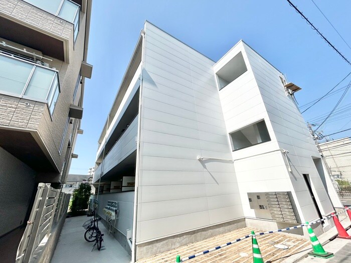 レガーロ鳳東町の物件外観写真