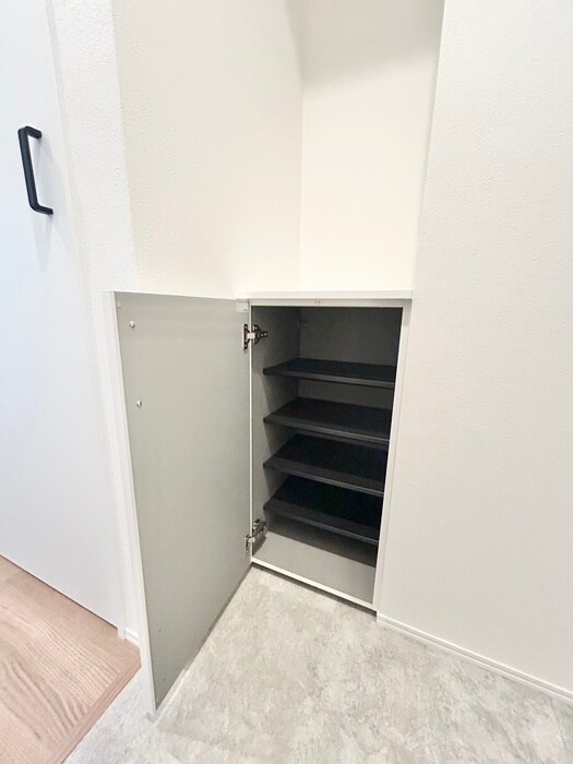 レガーロ鳳東町の物件内観写真