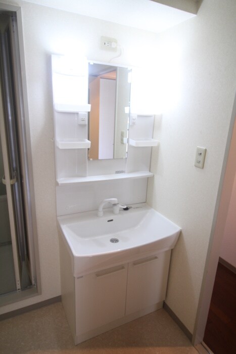 サンシャイン江坂の物件内観写真