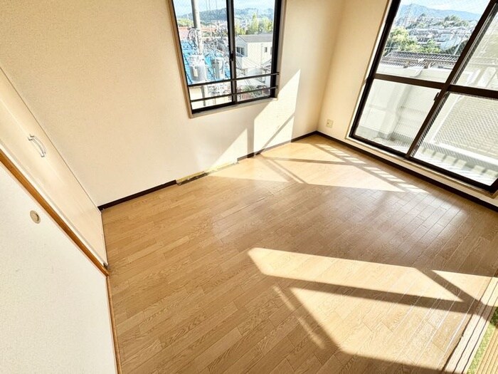 リバ－サイドマンション川勝の物件内観写真