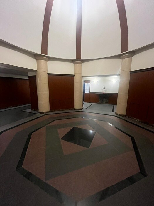 アールヴェール河原町二条(802)の物件外観写真