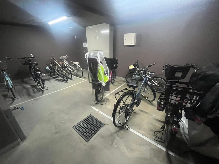 アールヴェール河原町二条(802)の物件外観写真