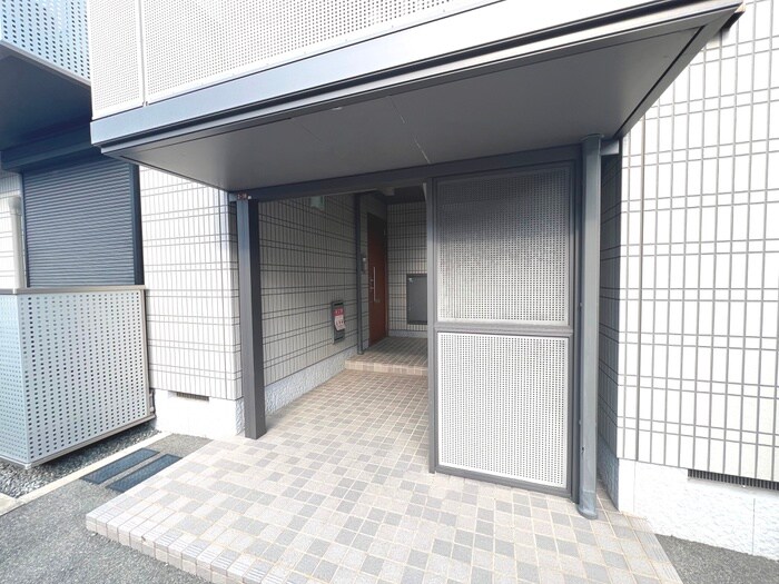 ディアス西真上Ｃ棟の物件外観写真