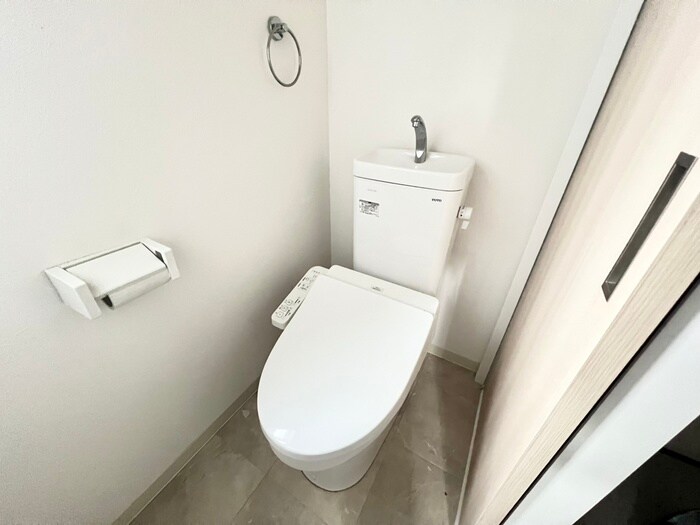 コンフォール成町の物件内観写真