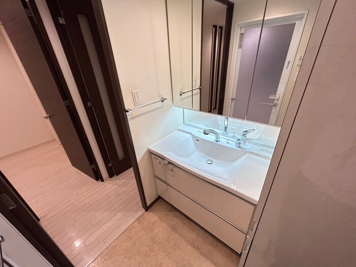 ＬＵＸＥ北桜塚の物件内観写真