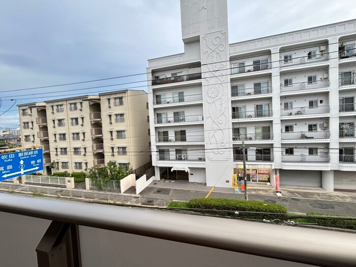 ＬＵＸＥ北桜塚の物件内観写真