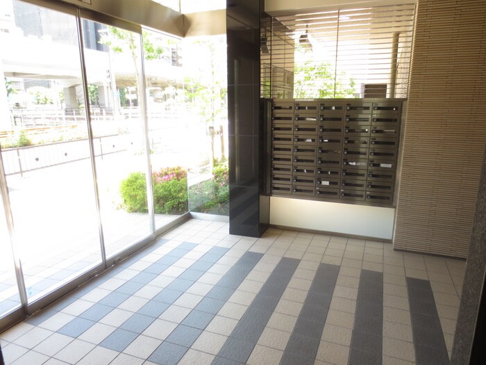 メセナ緑地公園の物件外観写真