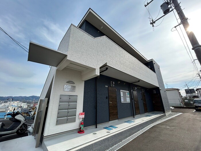 YTSハイツ若松町PART1の物件外観写真