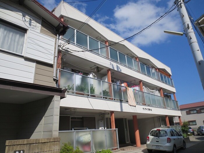 サンライズ城が山の物件外観写真