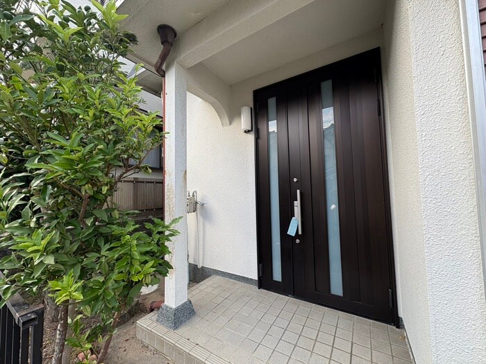 三田市三輪4丁目貸家の物件外観写真