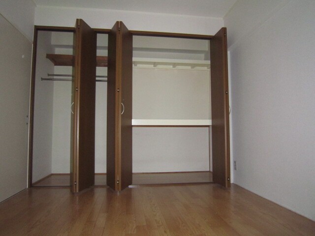 アスモ岡町の物件内観写真