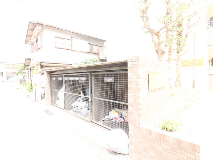 アスモ岡町の物件外観写真