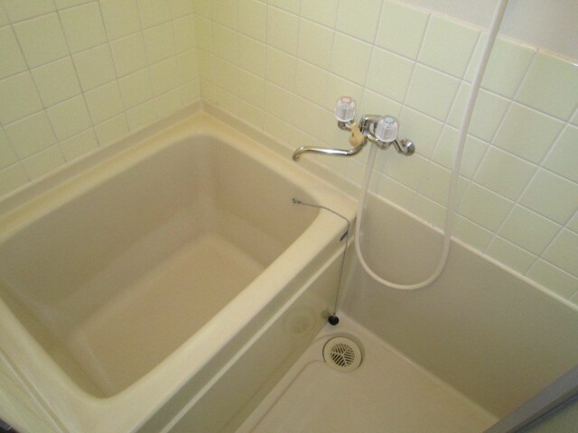 アスモ岡町の物件内観写真