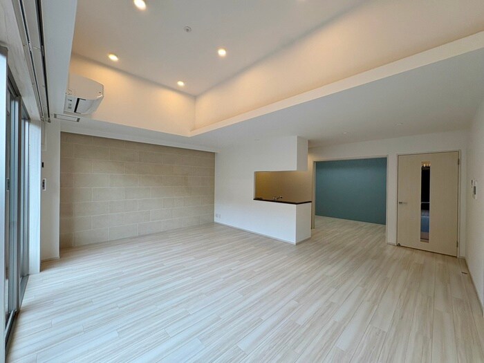 プレジオ宝塚ASIANの物件内観写真