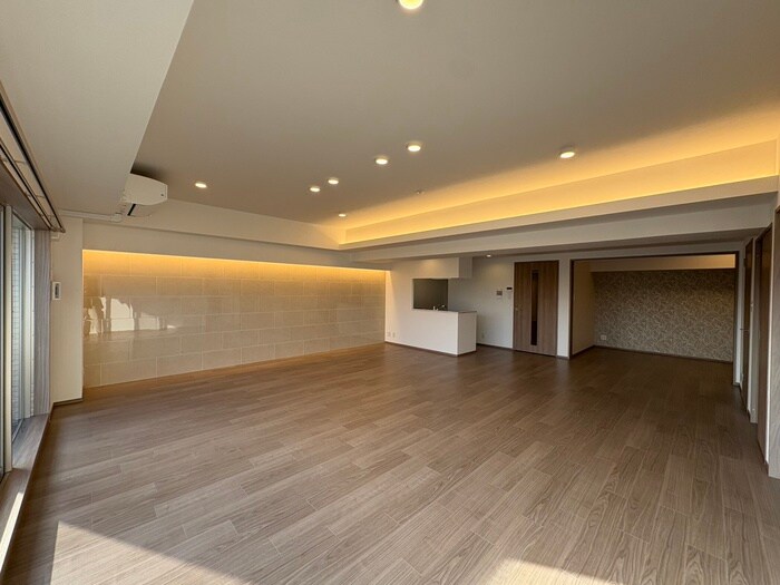 プレジオ宝塚ASIANの物件内観写真