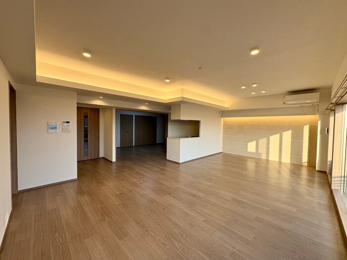 プレジオ宝塚ASIANの物件内観写真