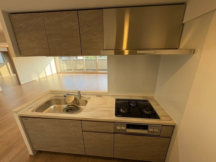 プレジオ宝塚ASIANの物件内観写真