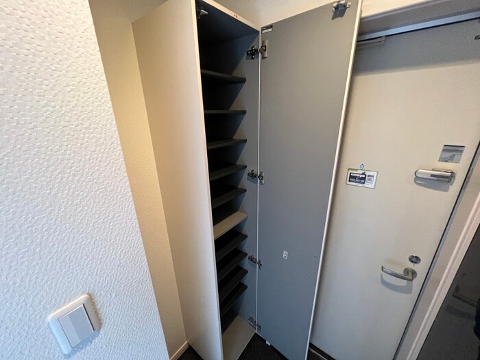 クレインビル小戸の物件内観写真