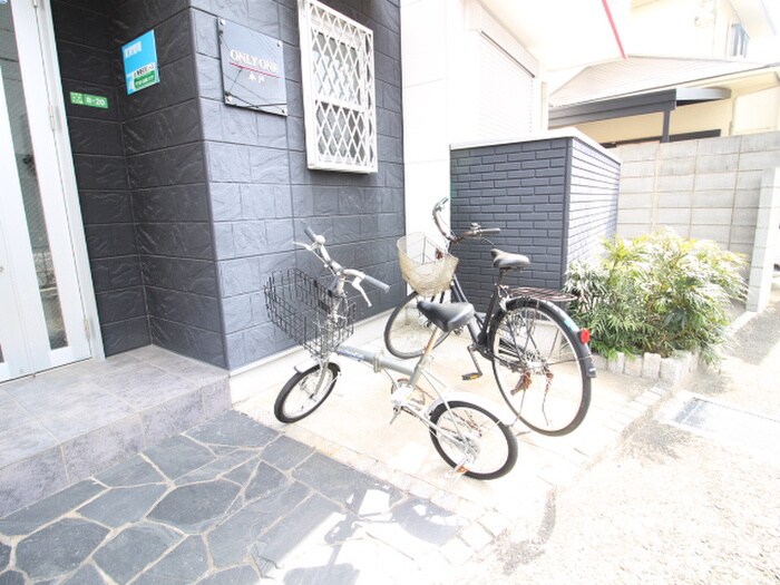 クレインビル小戸の物件外観写真