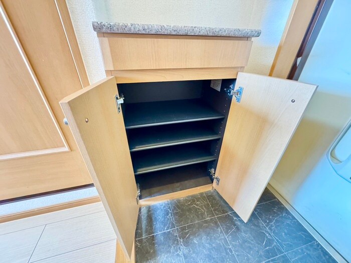 トリニティ－グレ－スの物件内観写真