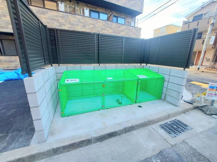 BASE青木の物件外観写真