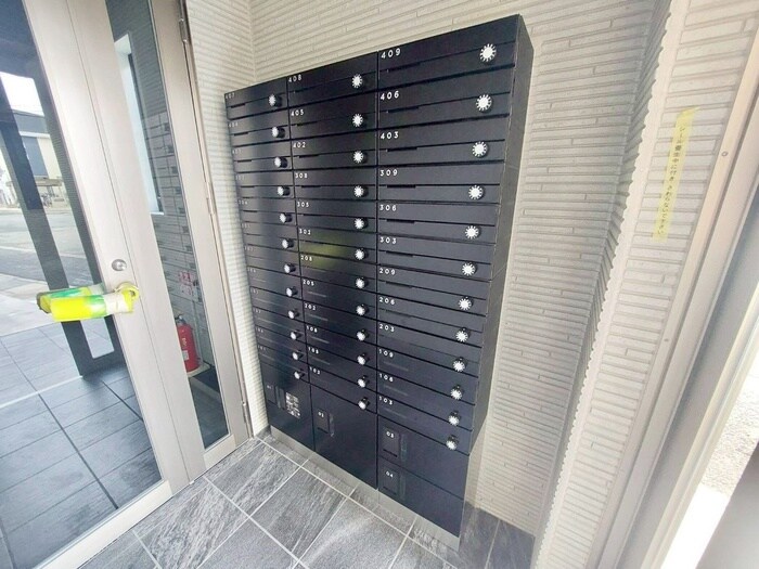 BASE青木の物件外観写真