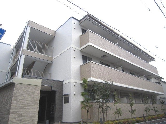 パ－ルコ－ト今里の物件外観写真