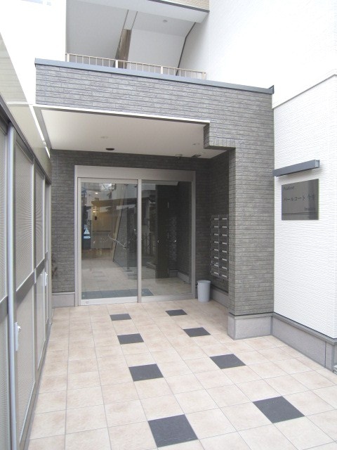 パ－ルコ－ト今里の物件外観写真