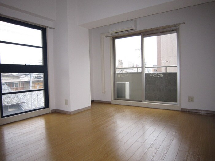 ハウスセゾン鞍馬口の物件内観写真