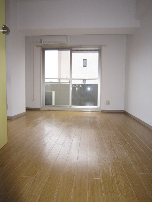 ハウスセゾン鞍馬口の物件内観写真