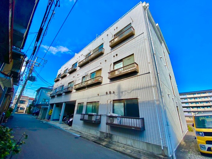 ステュ－ディオ長瀬の物件外観写真