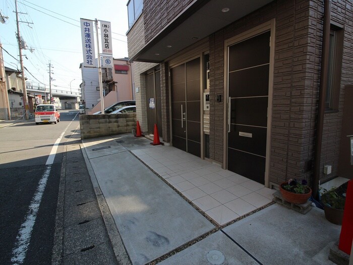 ルミエール和泉式部の物件外観写真