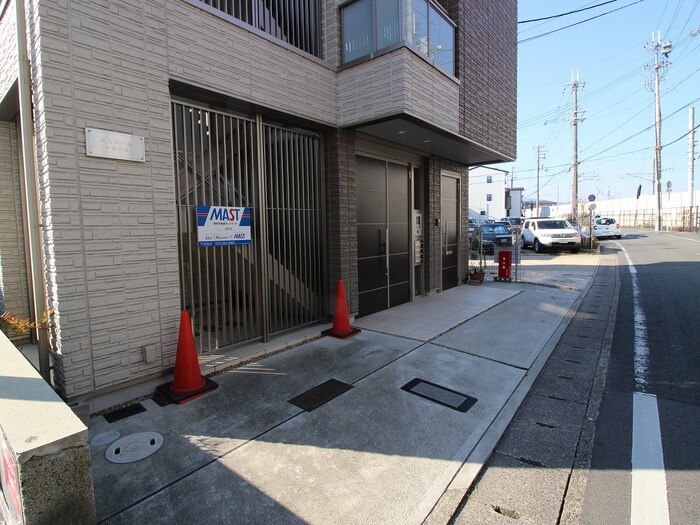 ルミエール和泉式部の物件外観写真