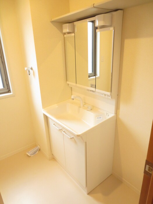 ルミエール和泉式部の物件内観写真