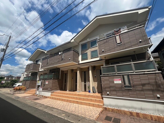 エレガンス常盤の物件外観写真