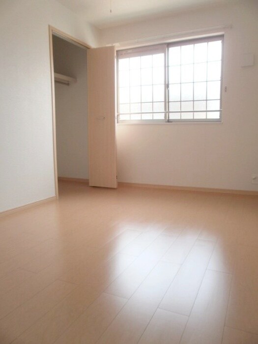 エレガンス常盤の物件内観写真