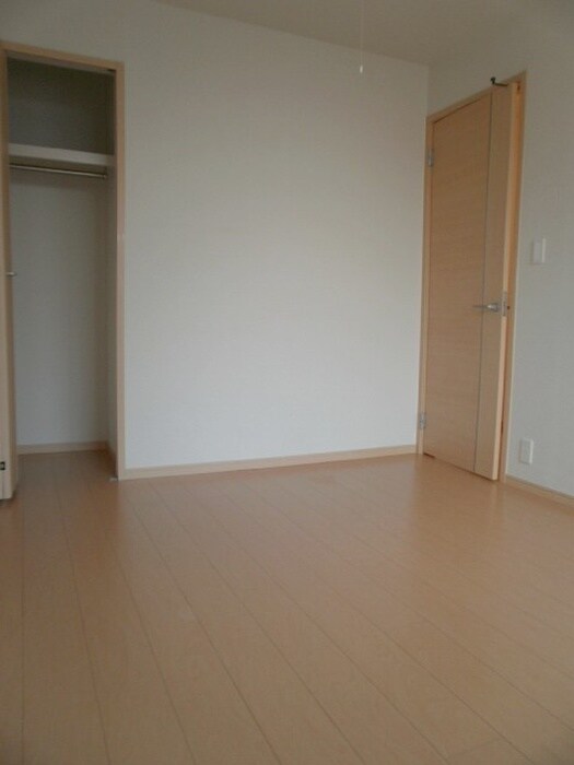 エレガンス常盤の物件内観写真