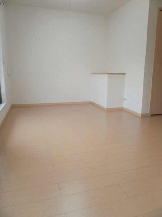 エレガンス常盤の物件内観写真