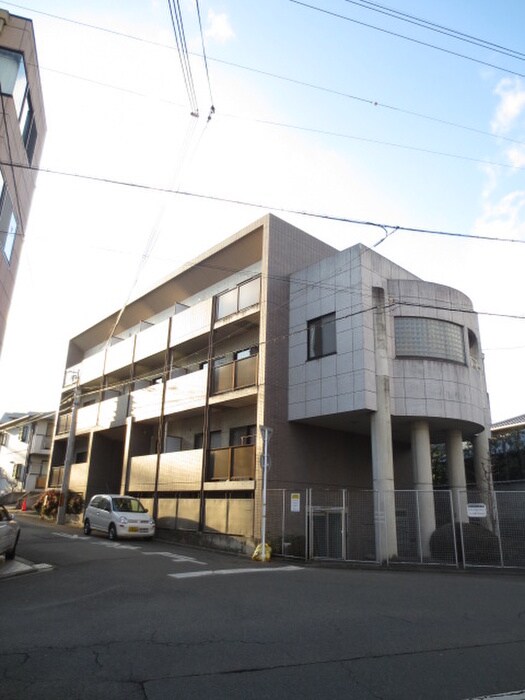 コアロ－ド鷹ヶ峰の物件外観写真